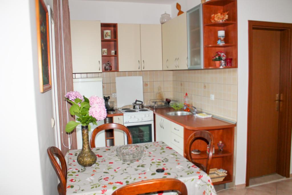 Apartments Djedovic Petrovac Kültér fotó