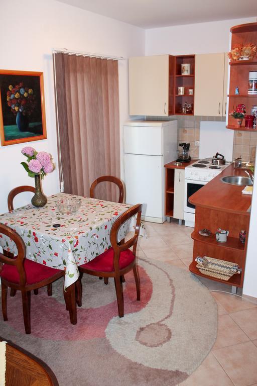 Apartments Djedovic Petrovac Kültér fotó